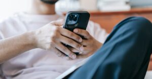 Choosing an ID verification vendor doing ID verification on smartphone