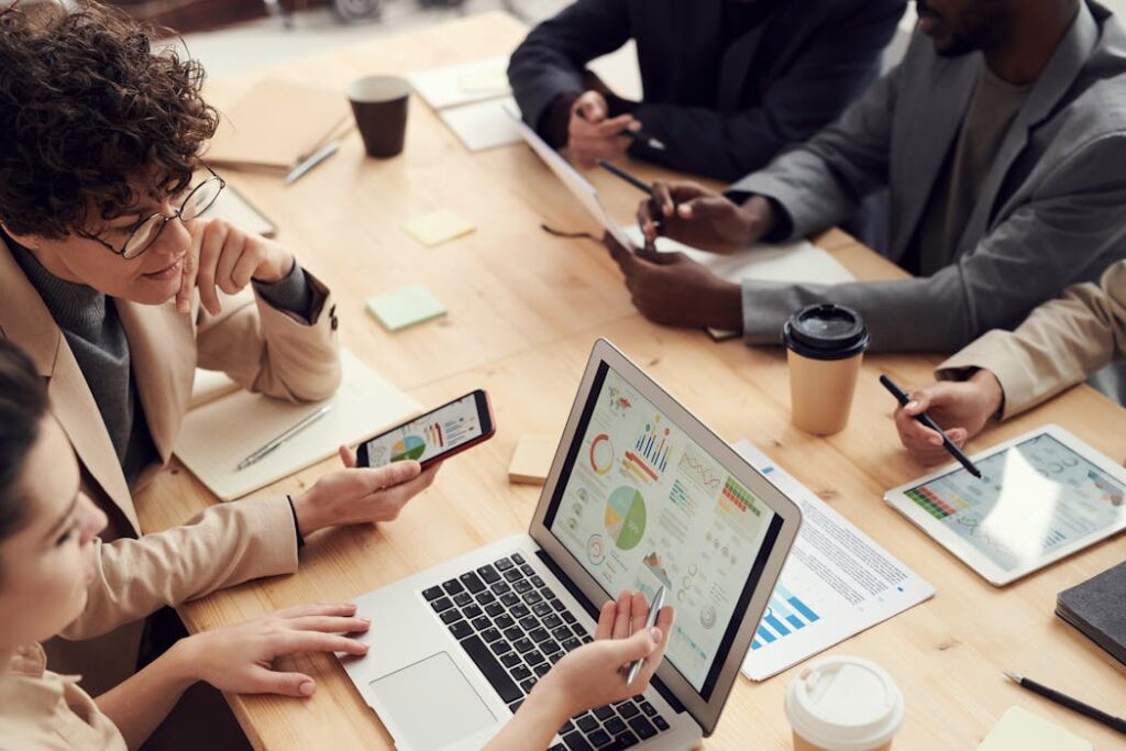 Employers making successful hiring decisions based on compliant background checks